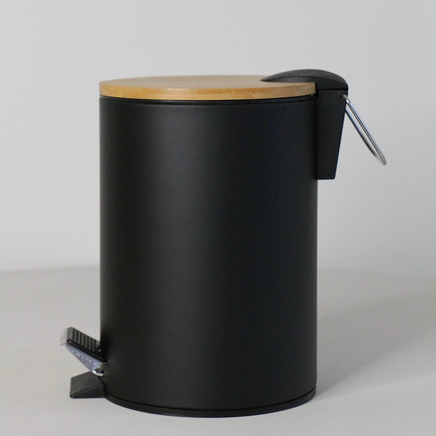 Pedalspand med Bambuslåg - 26,5 cm