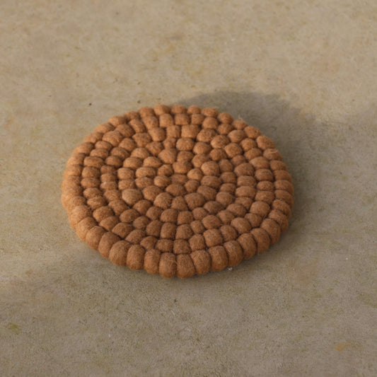 Bordskåner i Uld Mørk Sand - D20 cm